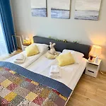Al- Dom Zefir Z Dostepem Do Basenu , Sauny, Jacuzzi Apartman *