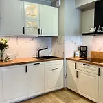 Apartment Al- Dom Zefir Z Dostepem Do Basenu , Sauny, Jacuzzi Kolobrzeg