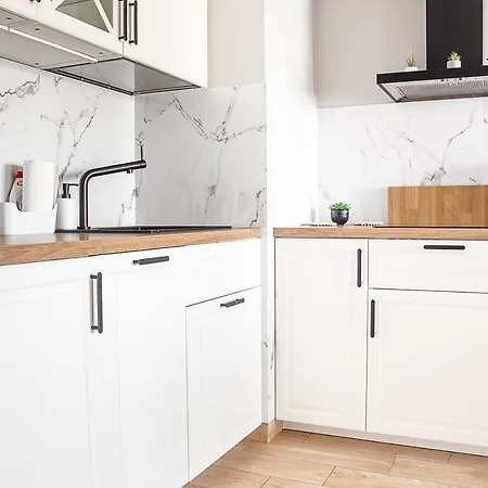 Al- Dom Zefir Z Dostepem Do Basenu , Sauny, Jacuzzi Apartment