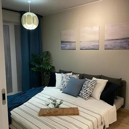 Zefir Al -dom Apartment