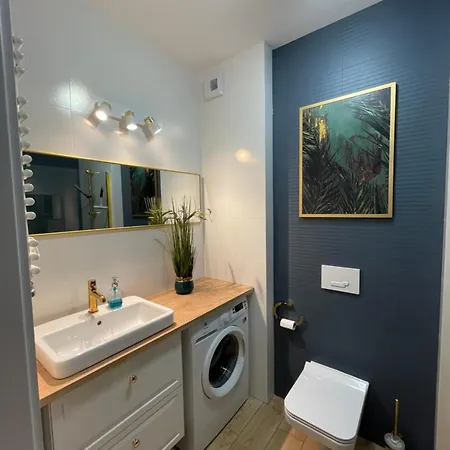Al- Dom Zefir Z Dostepem Do Basenu , Sauny, Jacuzzi Apartment Kolobrzeg
